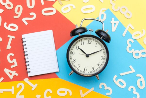 Alarm Clock with Notepad